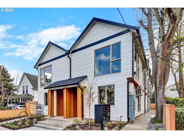 5078 Se Woodstock Blvd, Portland