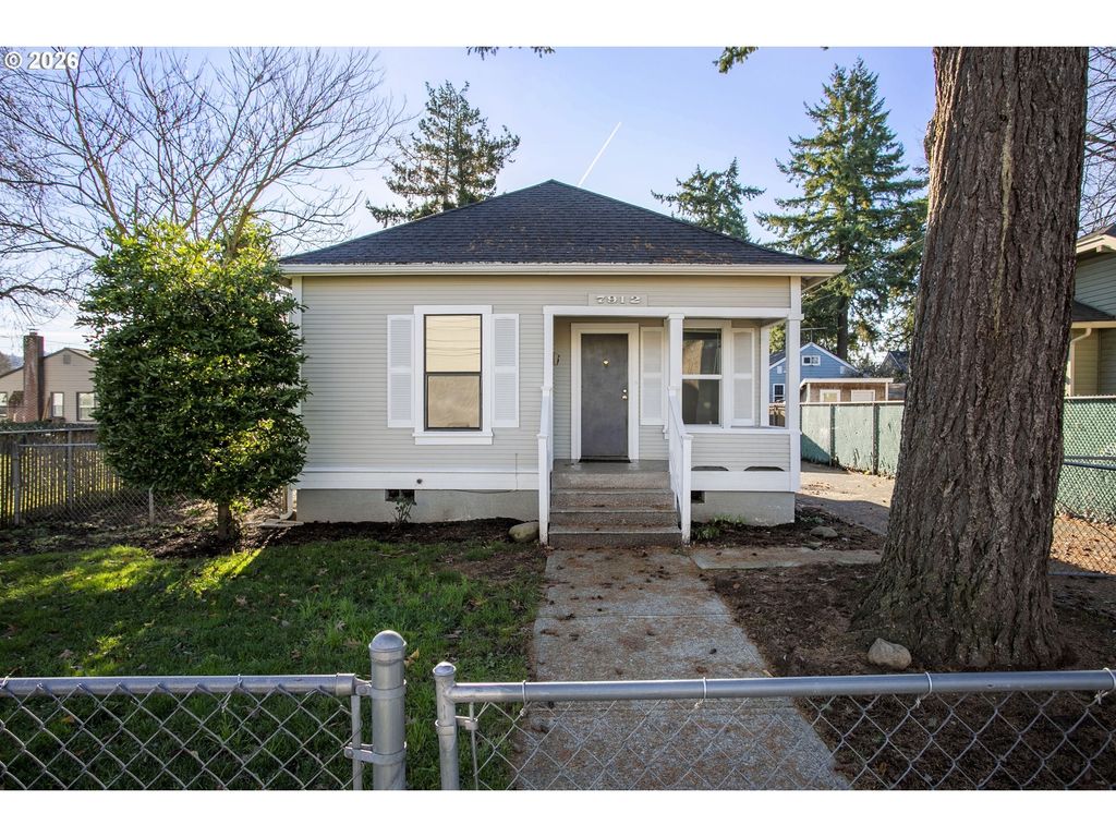 7912 Se Harold St, Portland