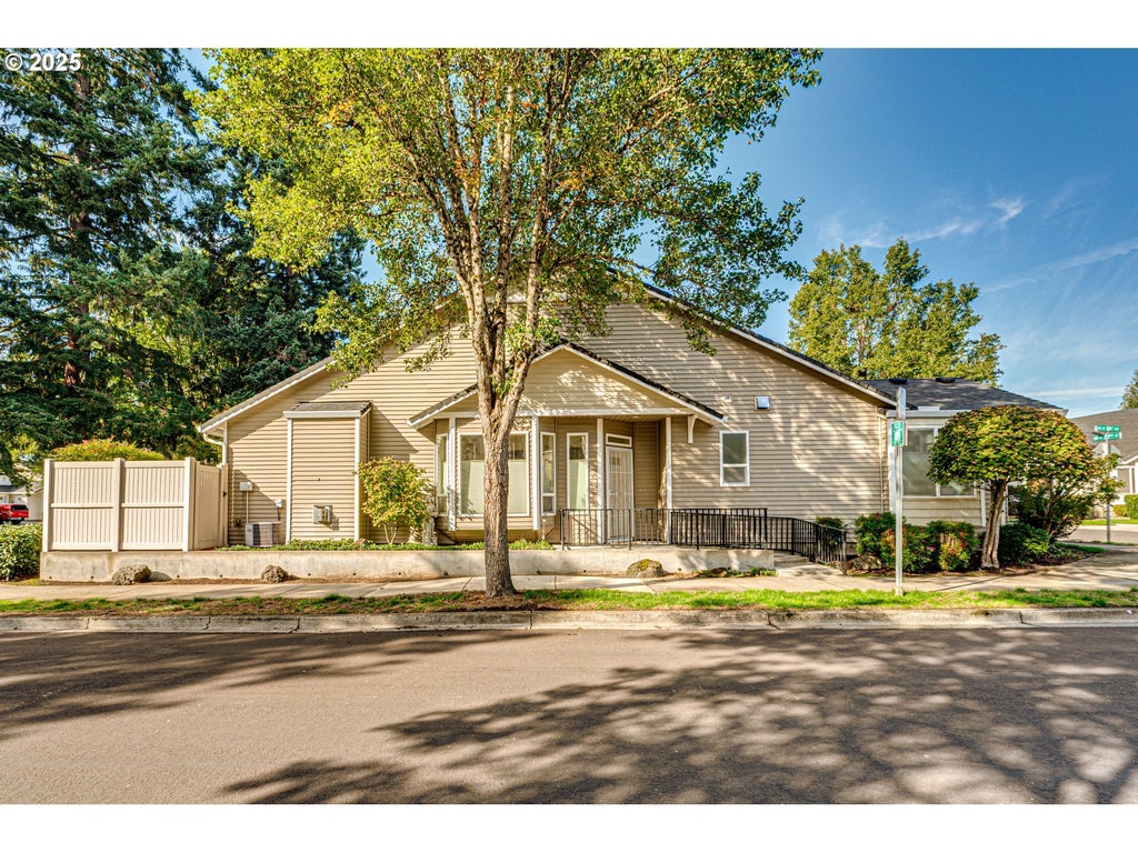 8021 Ne 22nd St, Vancouver