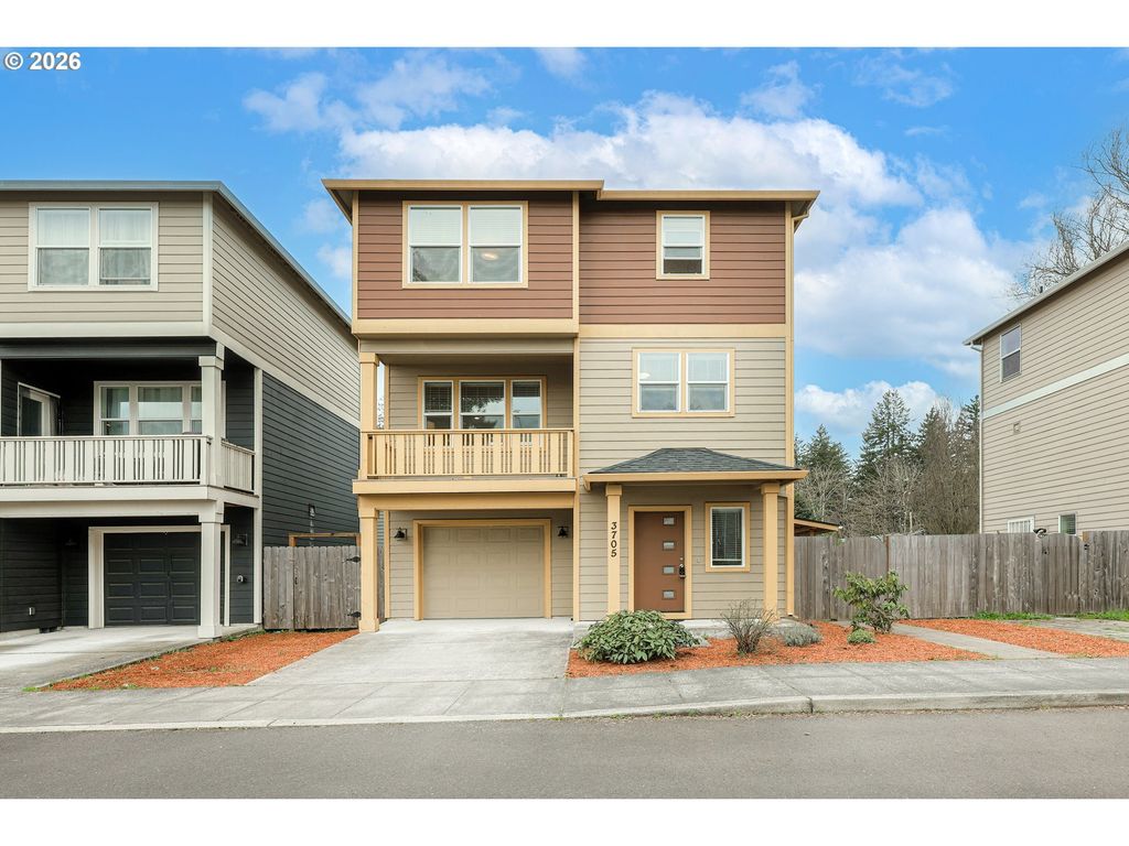 3705 Se 107th Ave, Portland