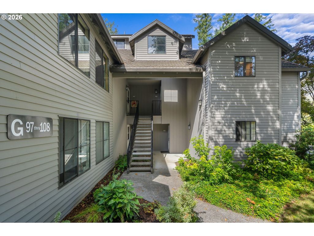 4000 Carman Dr G108, Lake Oswego