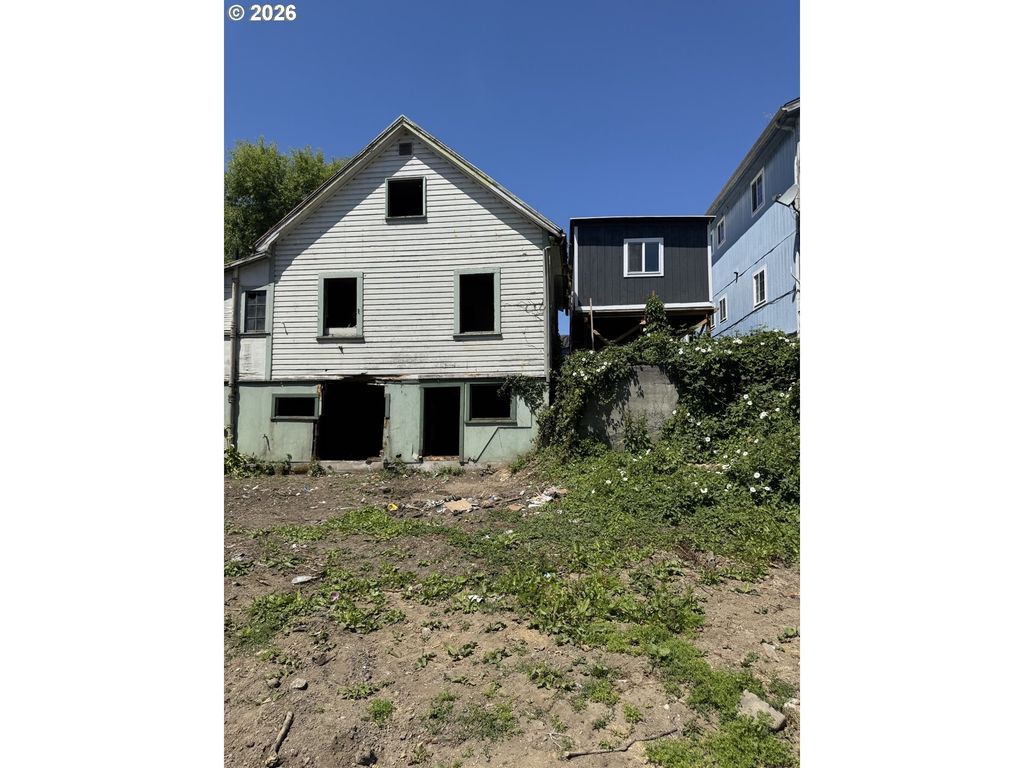 63776 Ellen St, Coos Bay