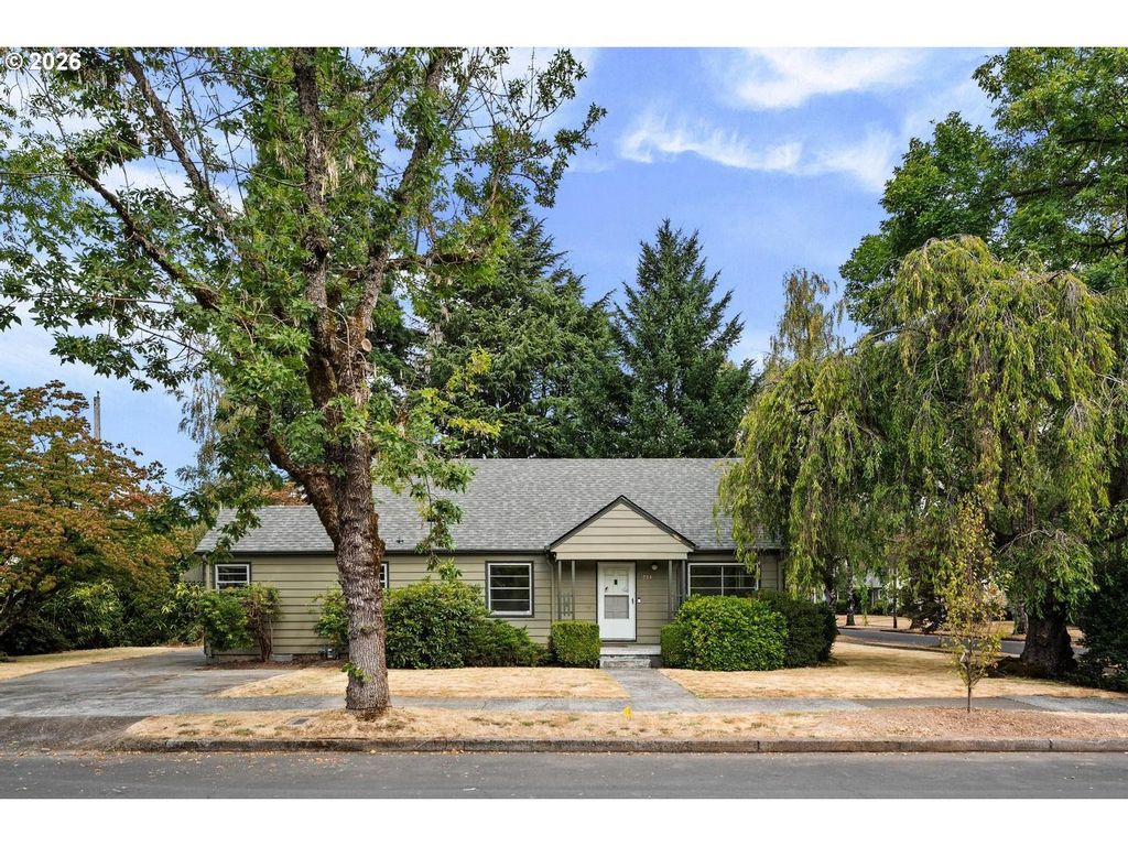 4711 N Amherst St, Portland