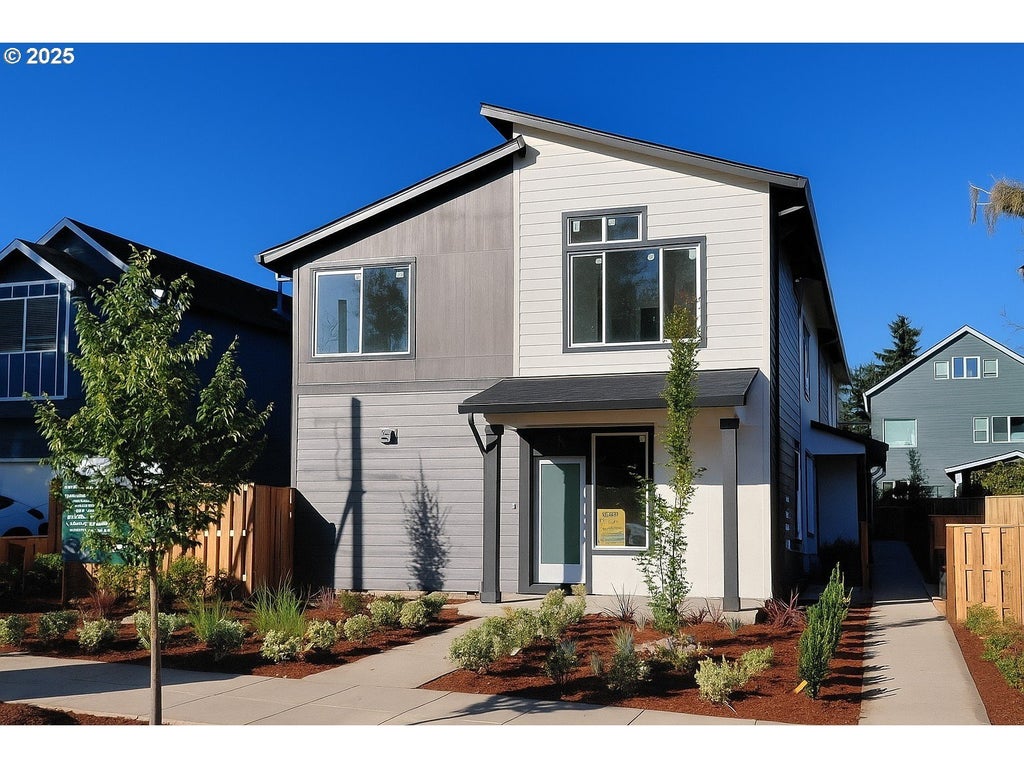 8355 N Newman Ave, Portland