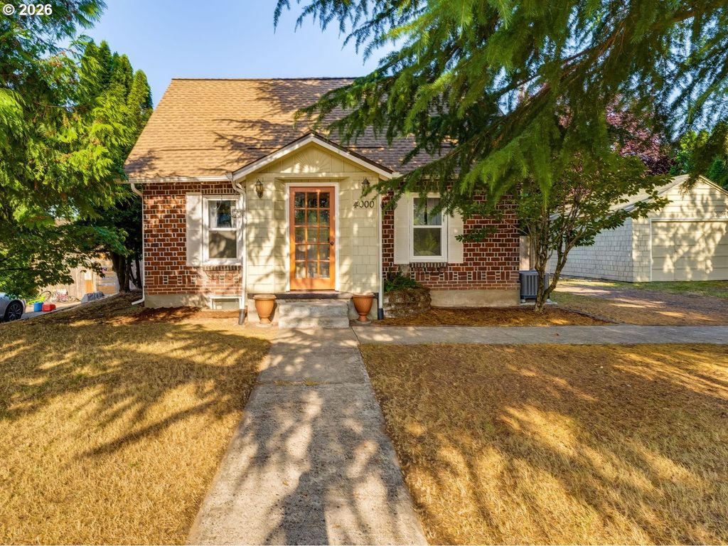 4000 Ne 54th Ave, Vancouver