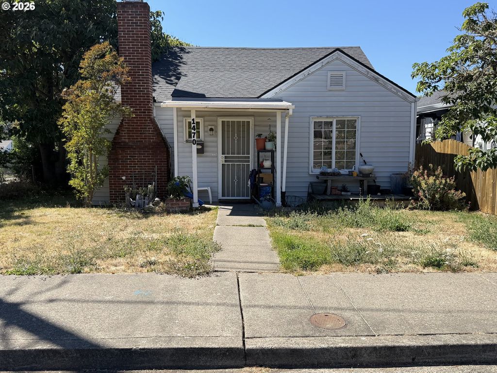 1470 Se Jackson St, Roseburg