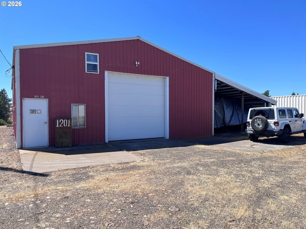 1201 W Darland St, Goldendale