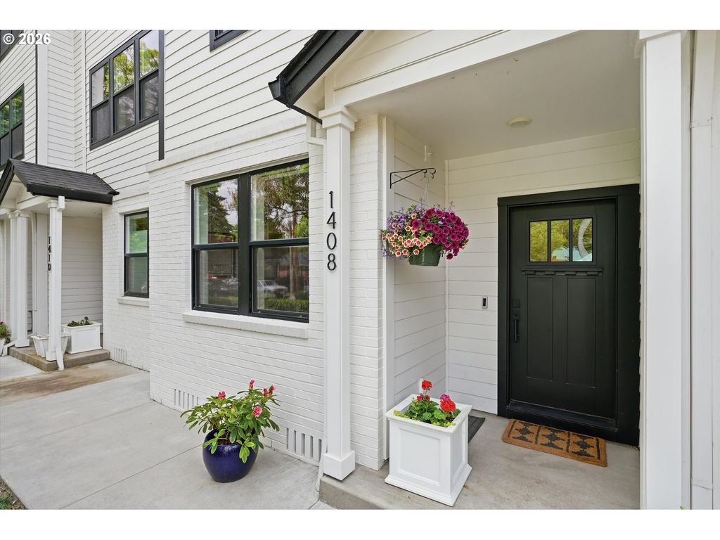 1408 Se Glenwood St 2, Portland