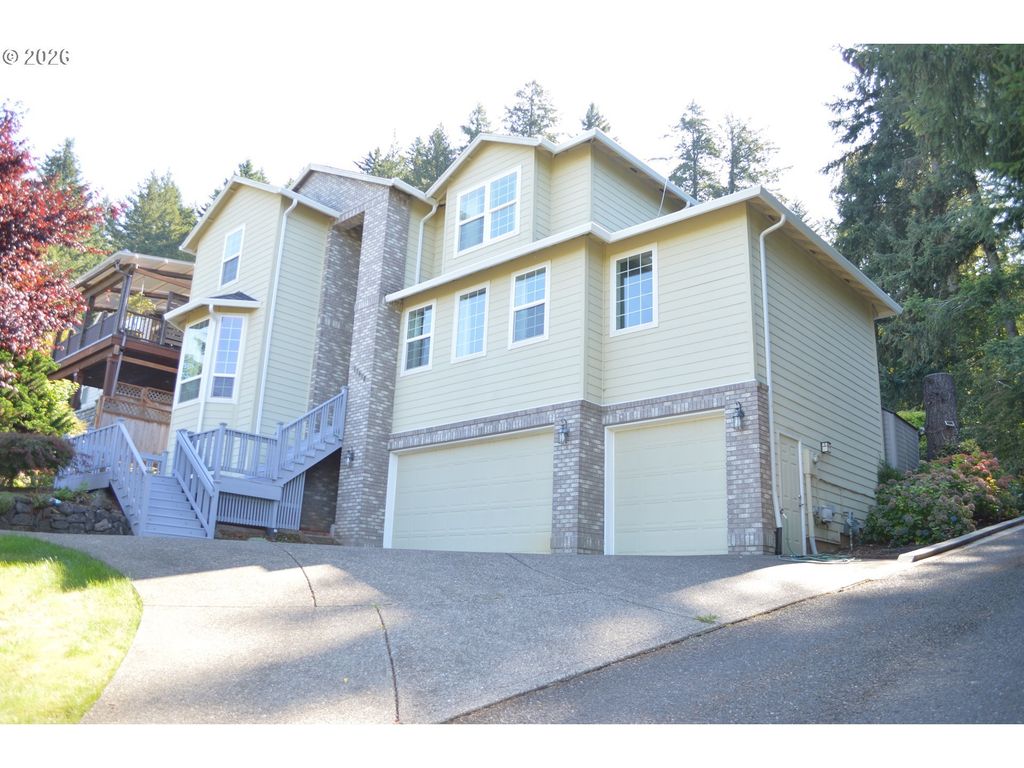 13610 Se Snowfire Dr, Happy Valley