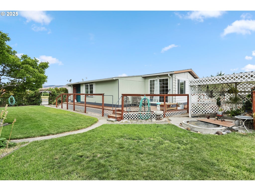 618 D St, Dallesport