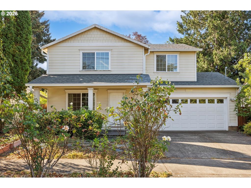6318 Ne Hassalo St, Portland