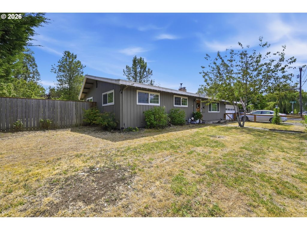 1990 W 18th Ave, Eugene