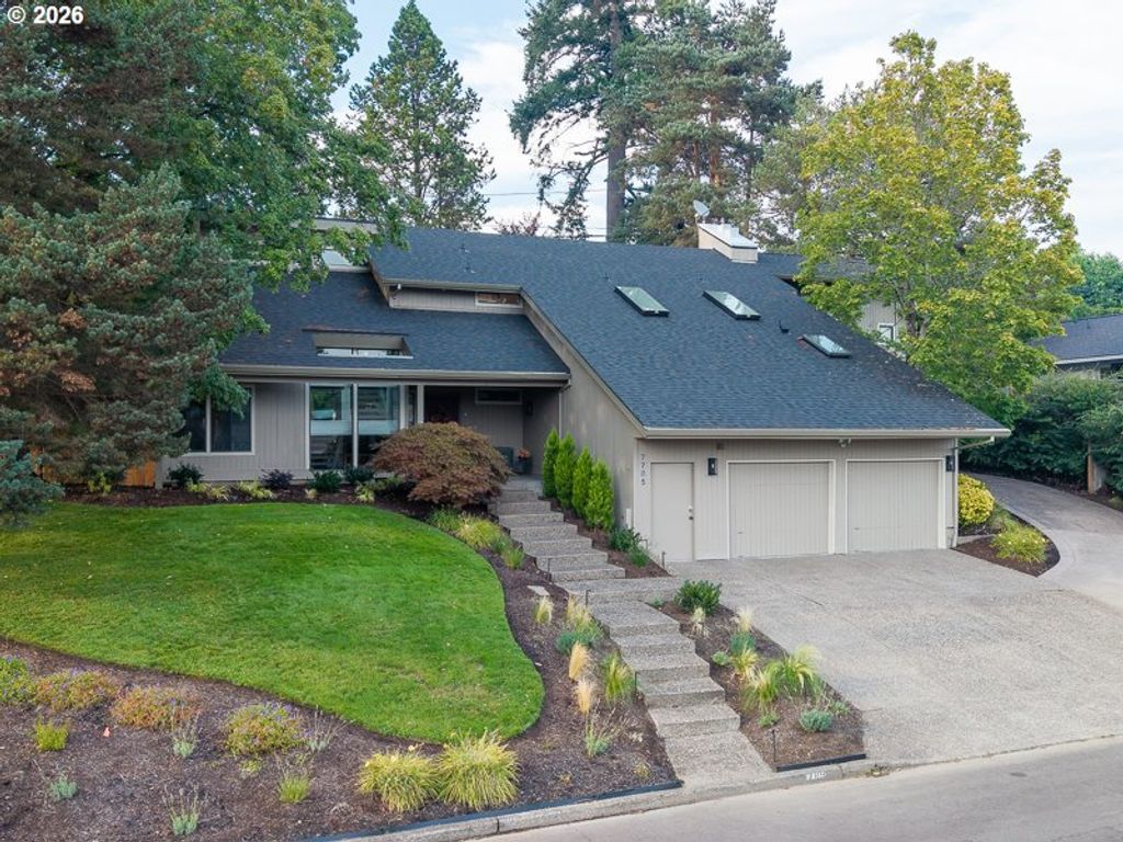 7785 Sw Westgate Way, Portland