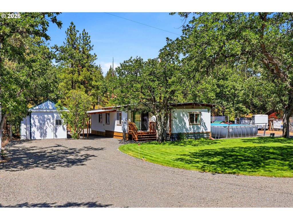 77687 Highway 216, Maupin