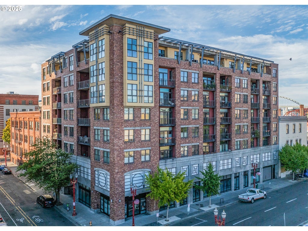 411 Nw Flanders St 805, Portland