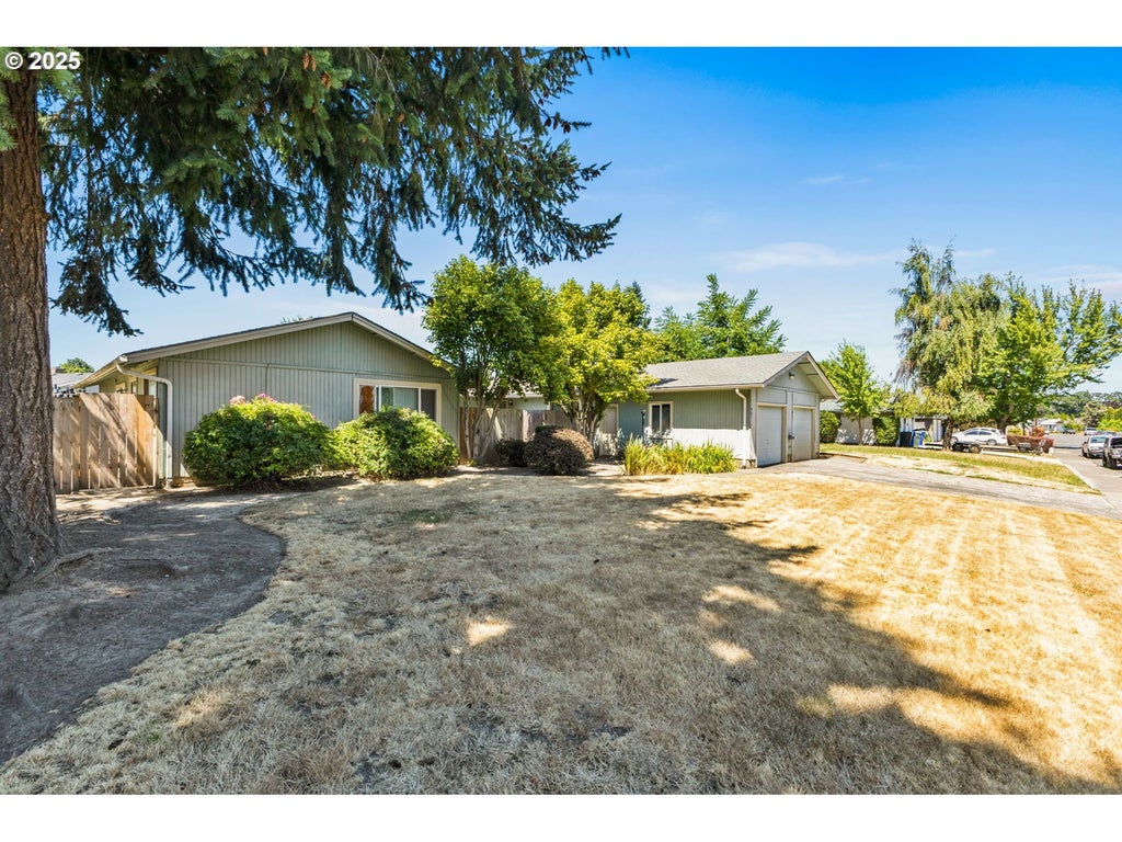 967/987 Shenandoah Dr Se, Salem