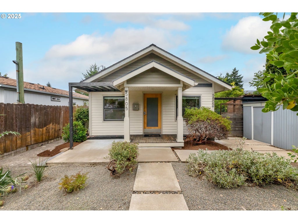 5805 Ne Shaver St, Portland