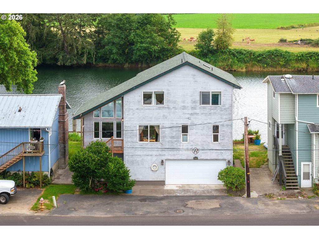 16245 Mcdonald Rd, Nehalem
