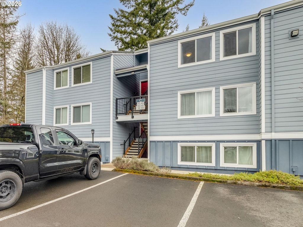 47 Eagle Crest Dr 49, Lake Oswego