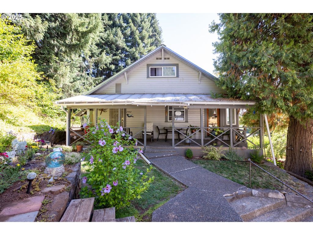 2442 Kingsley Rd, Hood River
