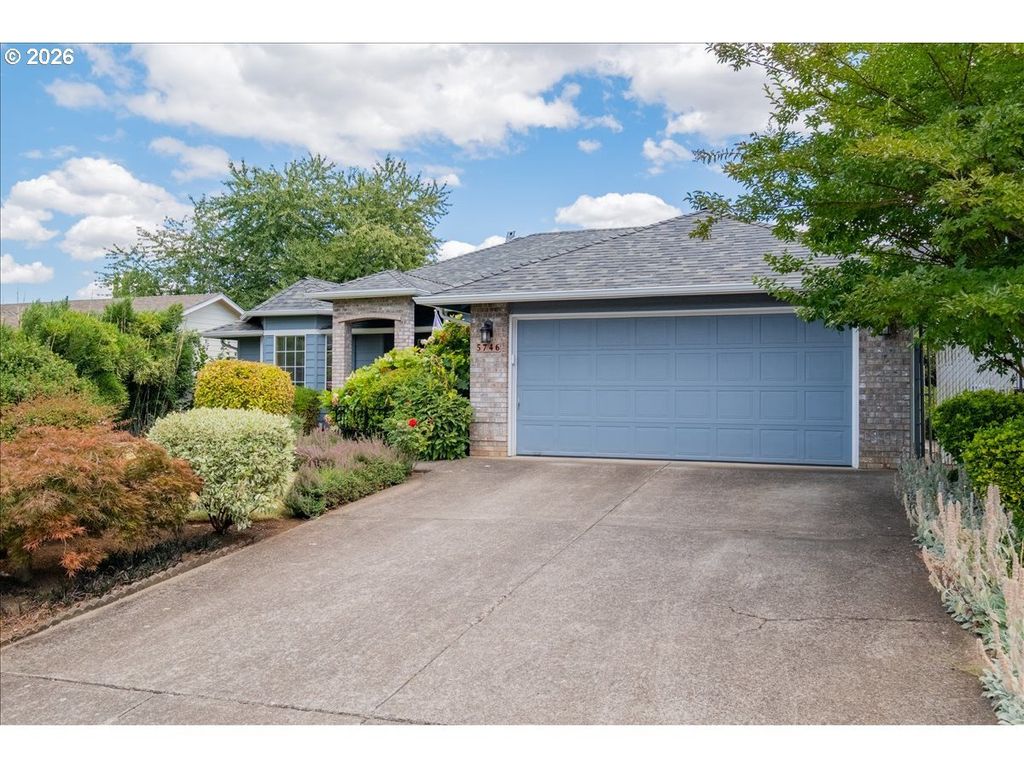 5746 Flairstone Dr, Salem