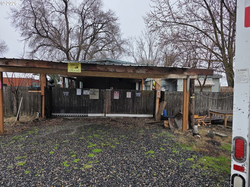 81876 Highway 395, Hermiston