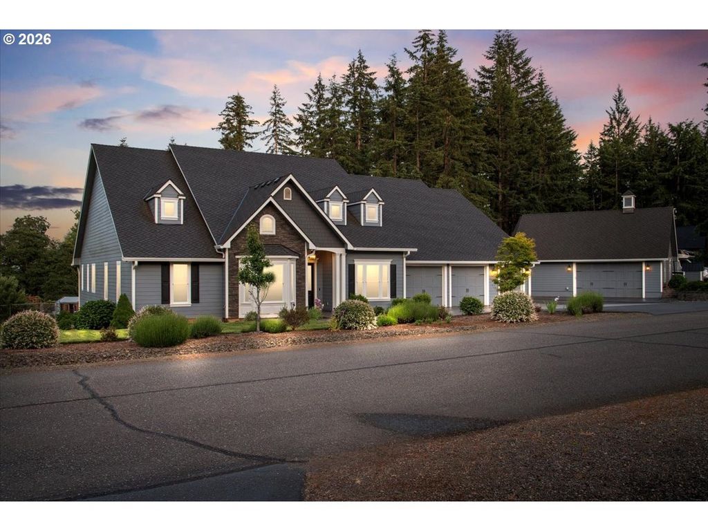 4398 Croisan Ridge Way S, Salem
