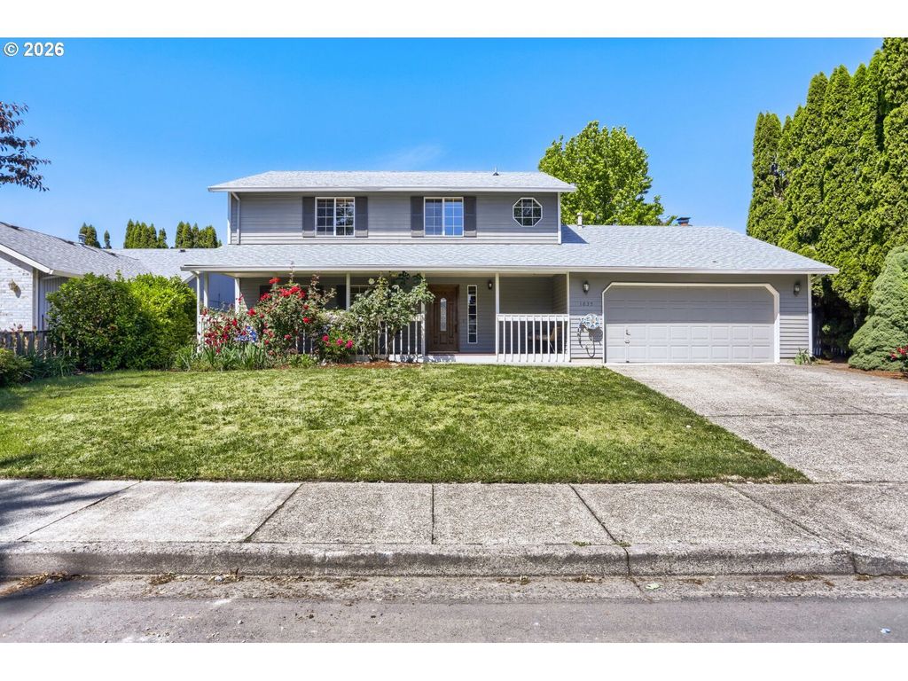 1635 Ne Stable Dr, Hillsboro