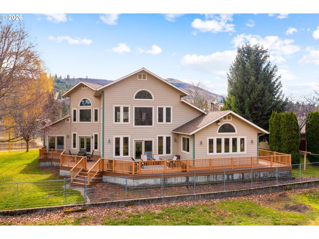 54693 Bingham Rd, Adams