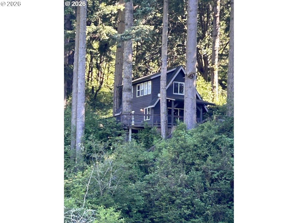 3747 S Ten Mile, Lakeside
