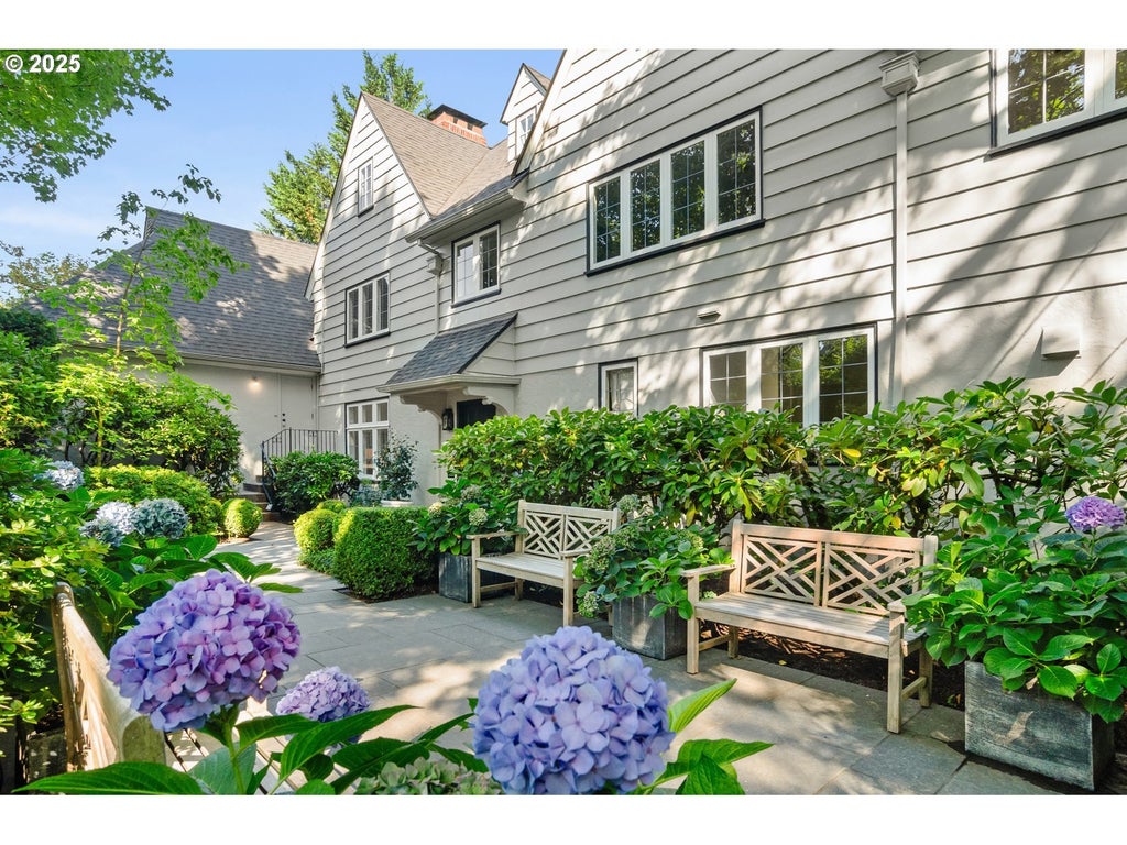 3415 Sw Brentwood Dr, Portland