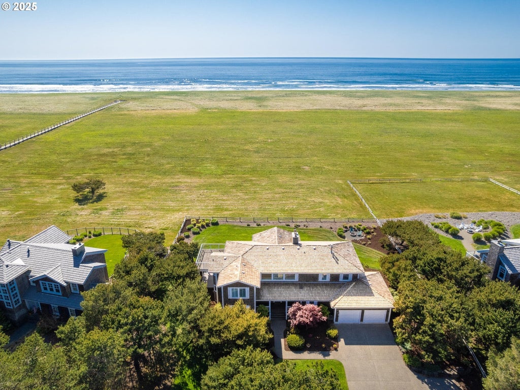 89185 Pinehurst Rd, Gearhart