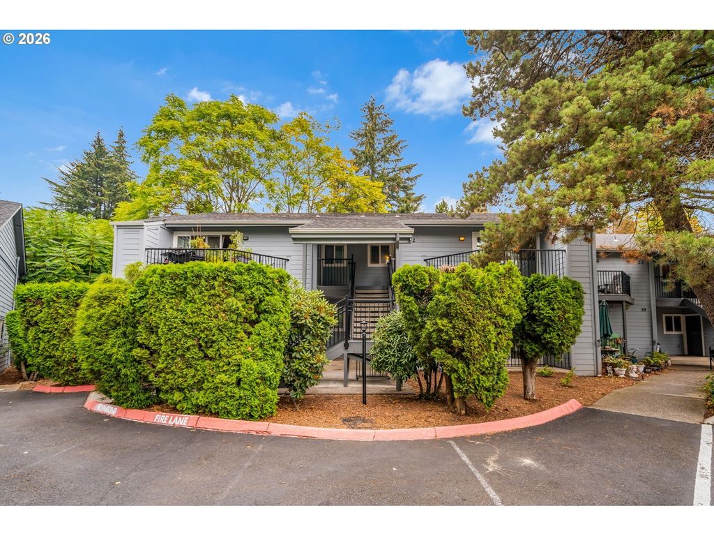 1040 Columbia Ridge Dr 22, Vancouver