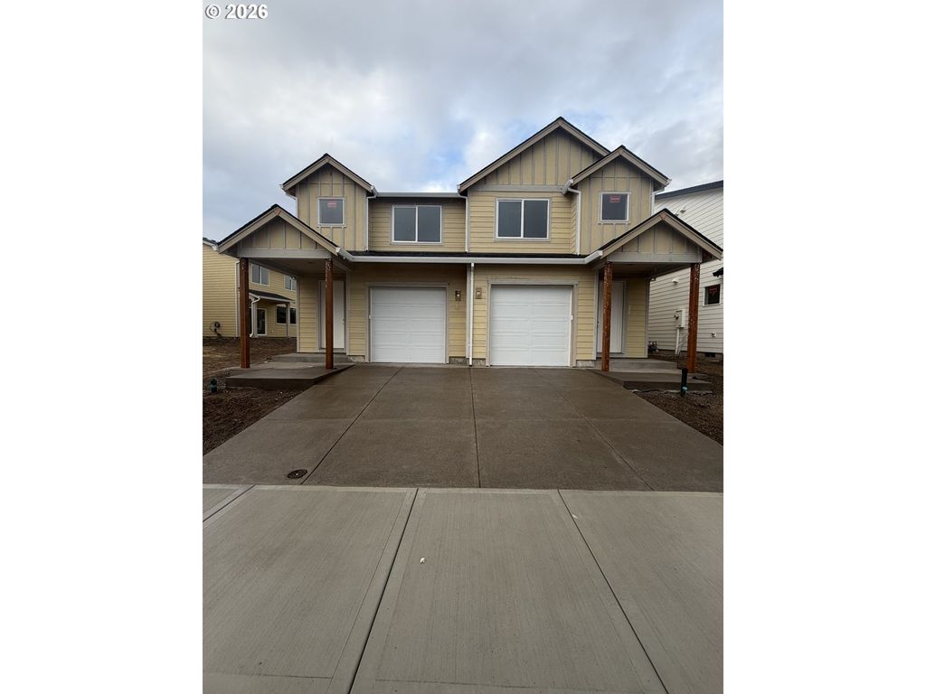 588 Spring Blvd, Woodburn