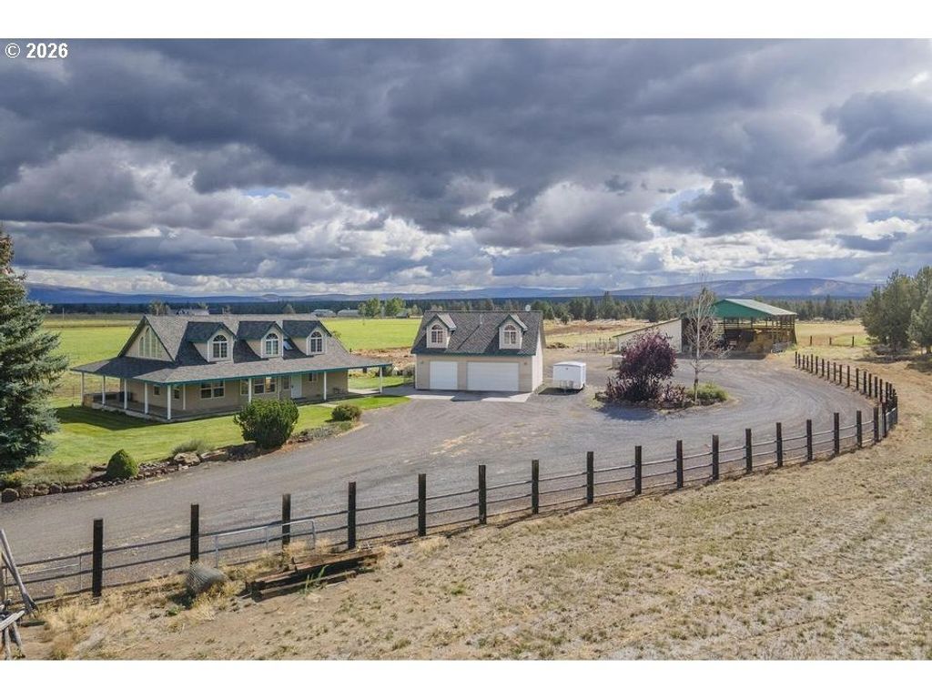 24585 Dodds Rd, Bend