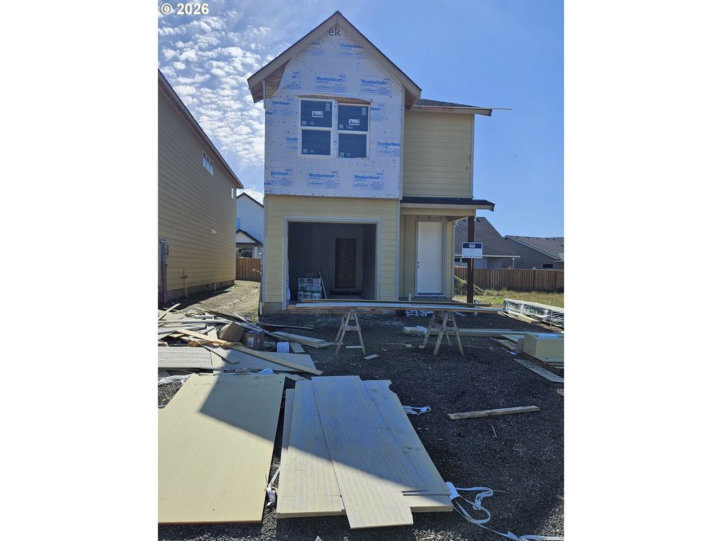 859 Chestnut Way, Silverton
