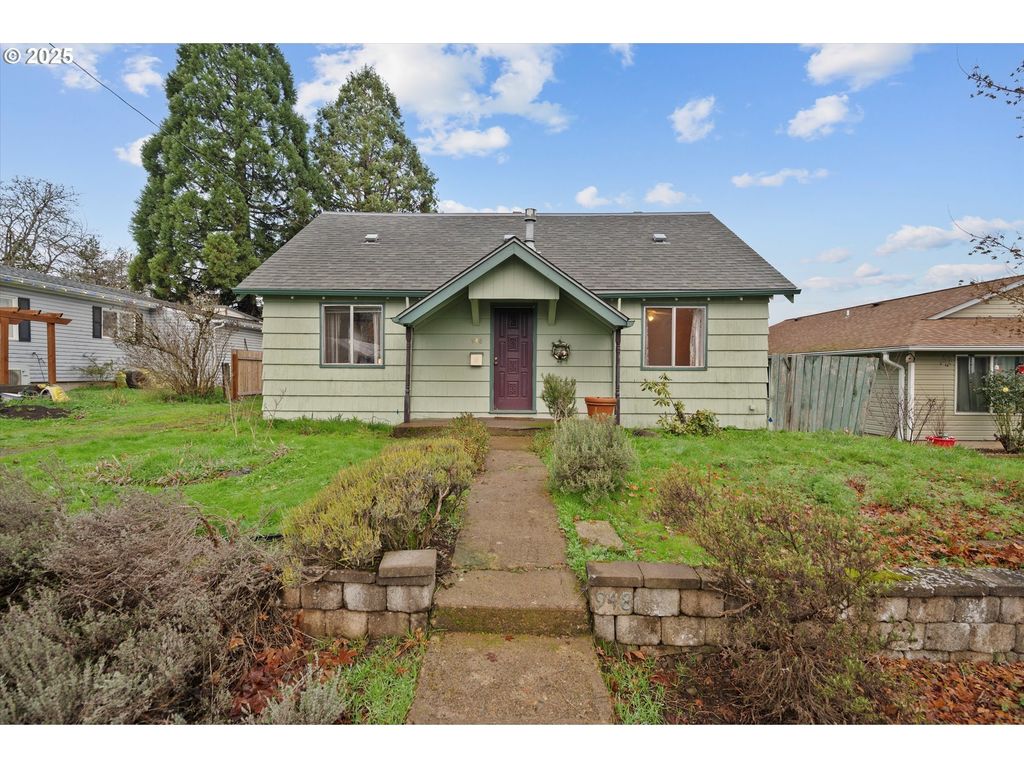 948 Sw Maple St, Dallas