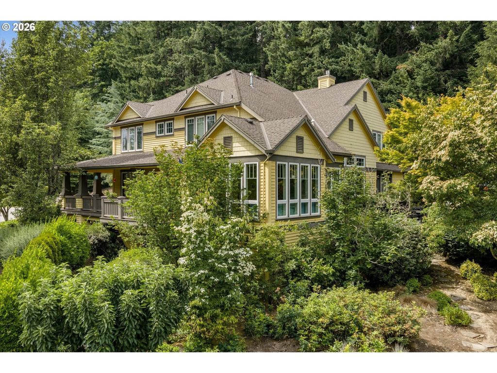 17071 Sw Mount Hood Dr, Beaverton