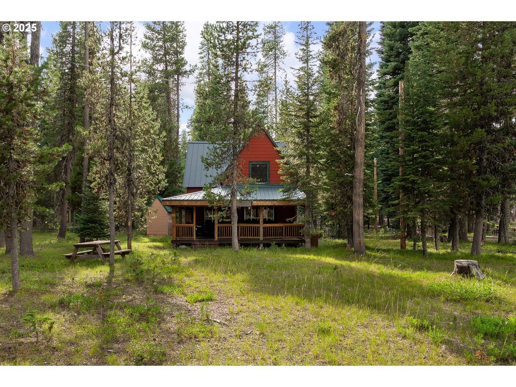 85 Diamond Lake Loop, Chemult