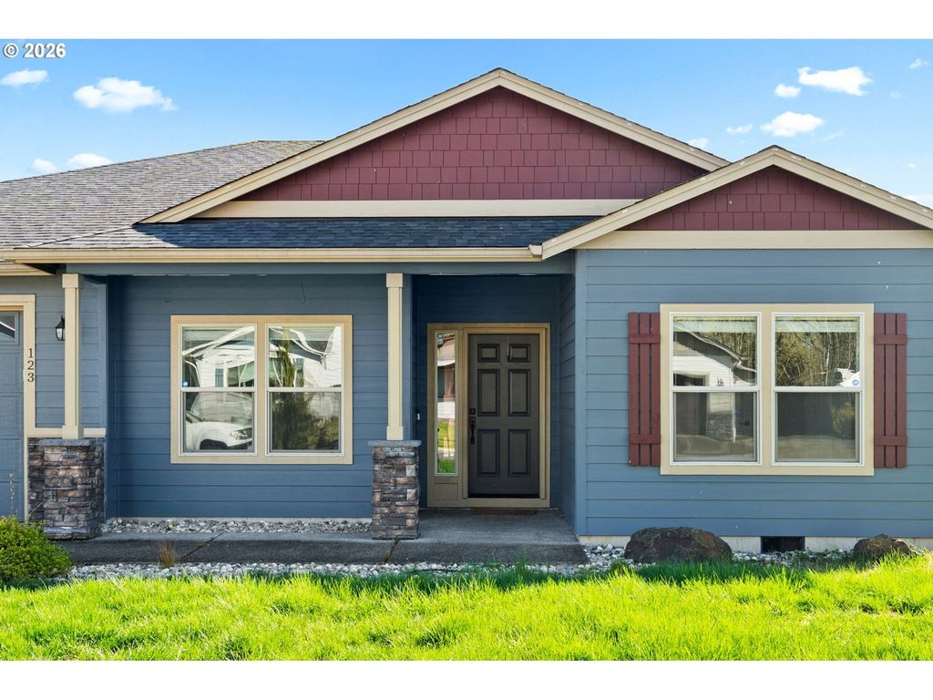 123 Zephyr Dr, Silver Lake