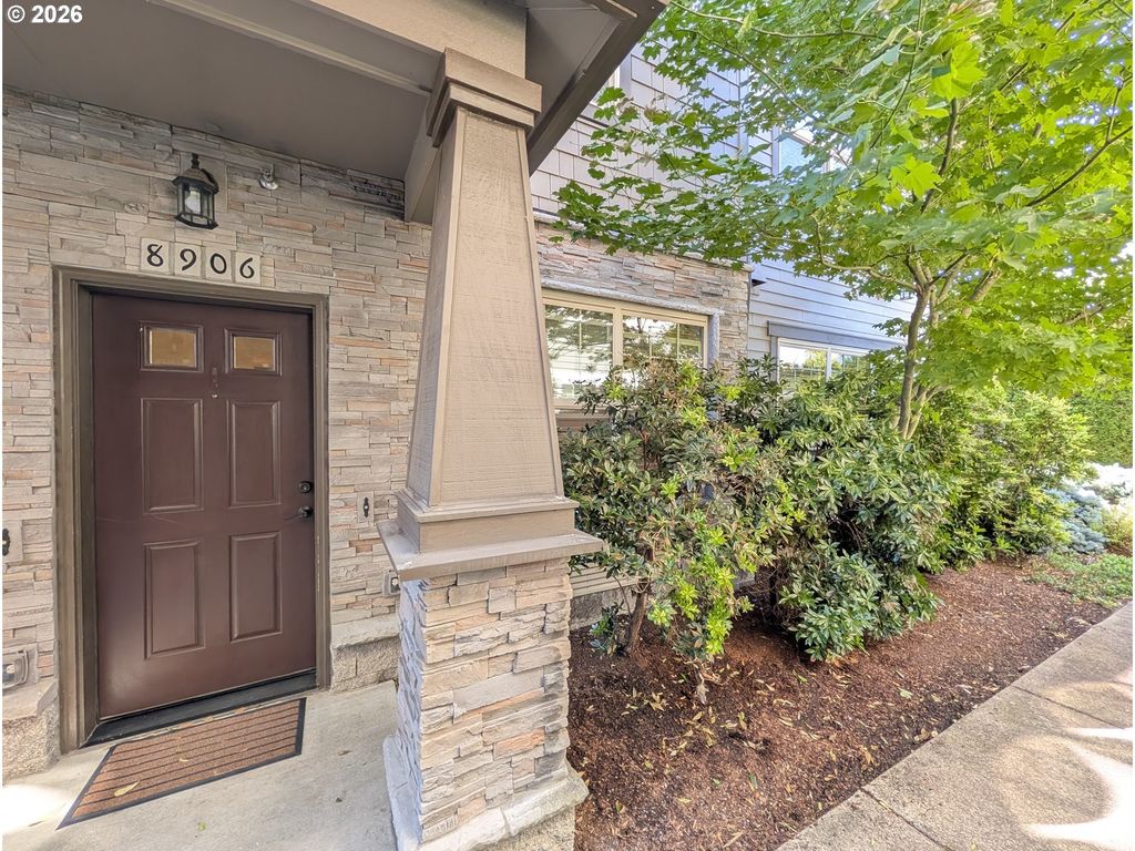 8906 Ne Brentford Way, Hillsboro