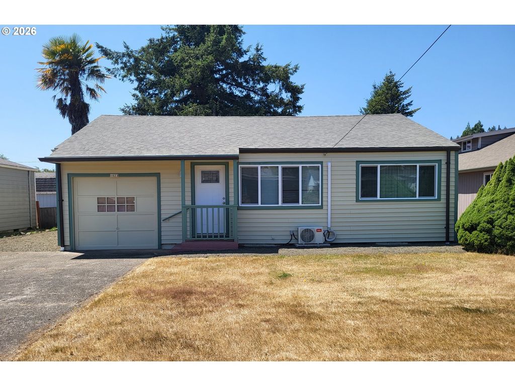 1023 N Knott St, Coquille