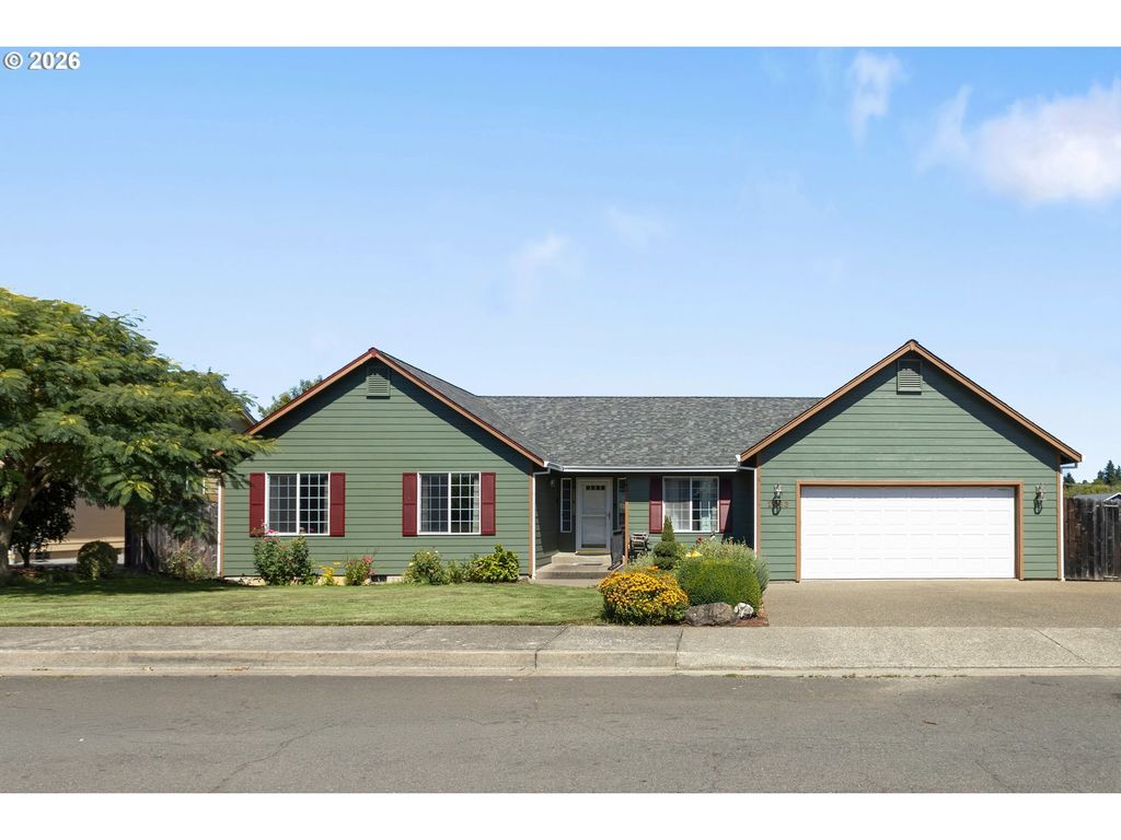 2653 Greyfox Dr, Sutherlin