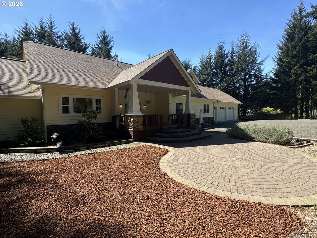 83269 Clear Lake Rd, Florence