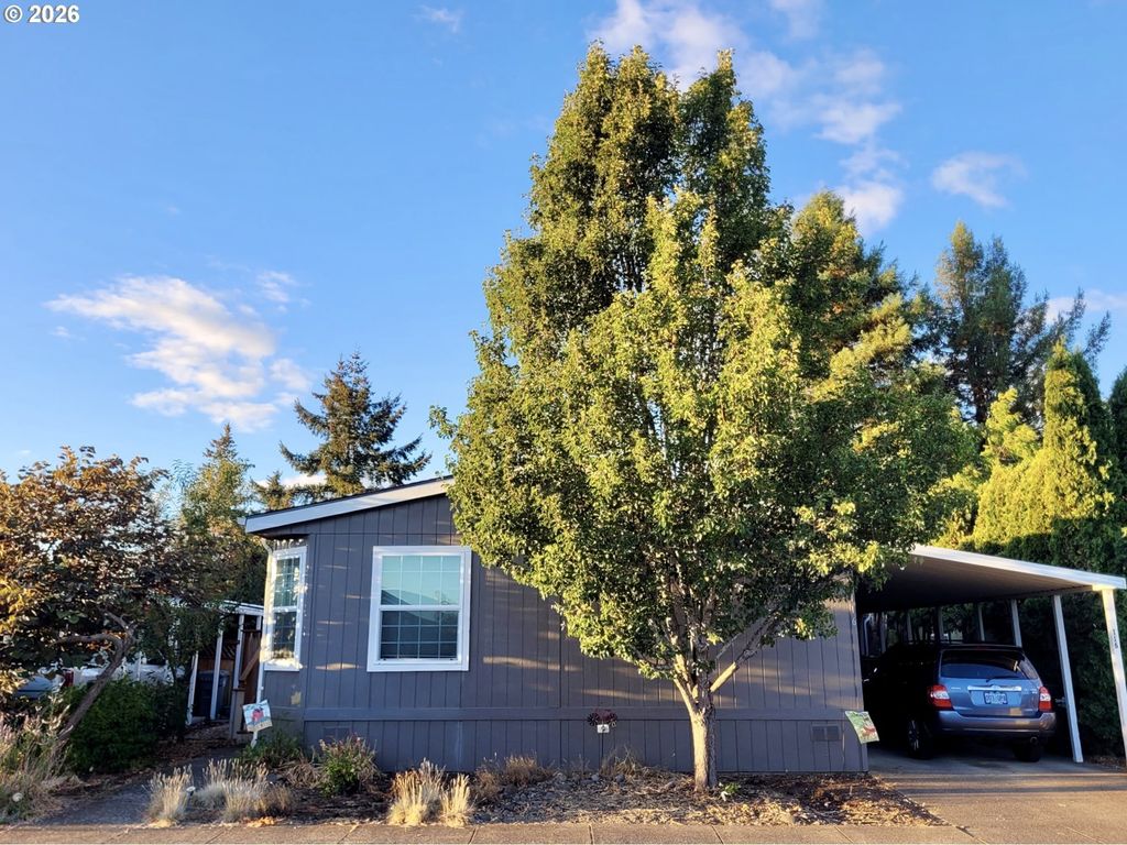 1699 N Terry St 116, Eugene