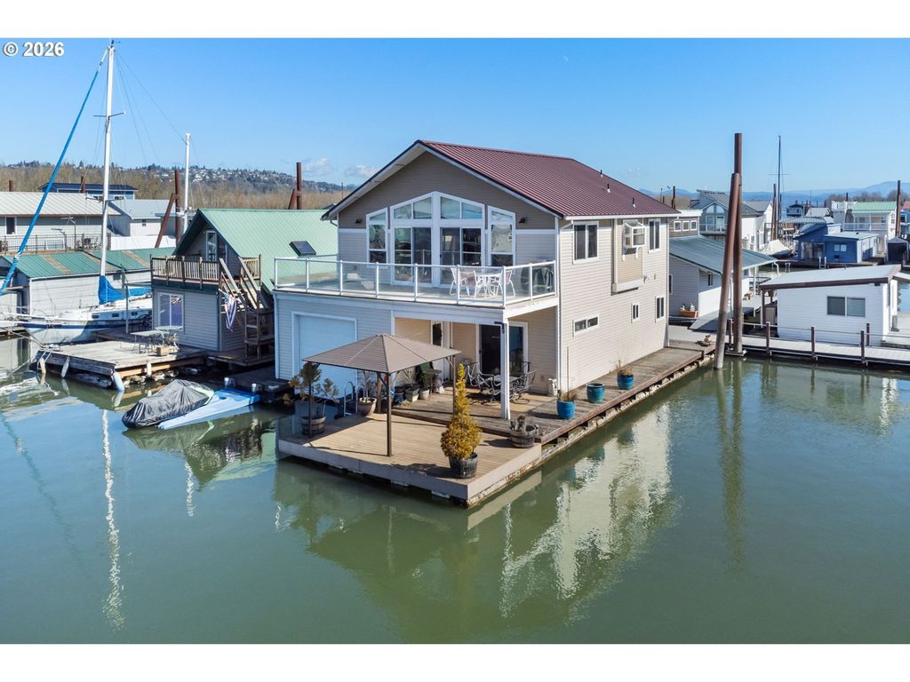 18989 Ne Marine Dr 44, Portland