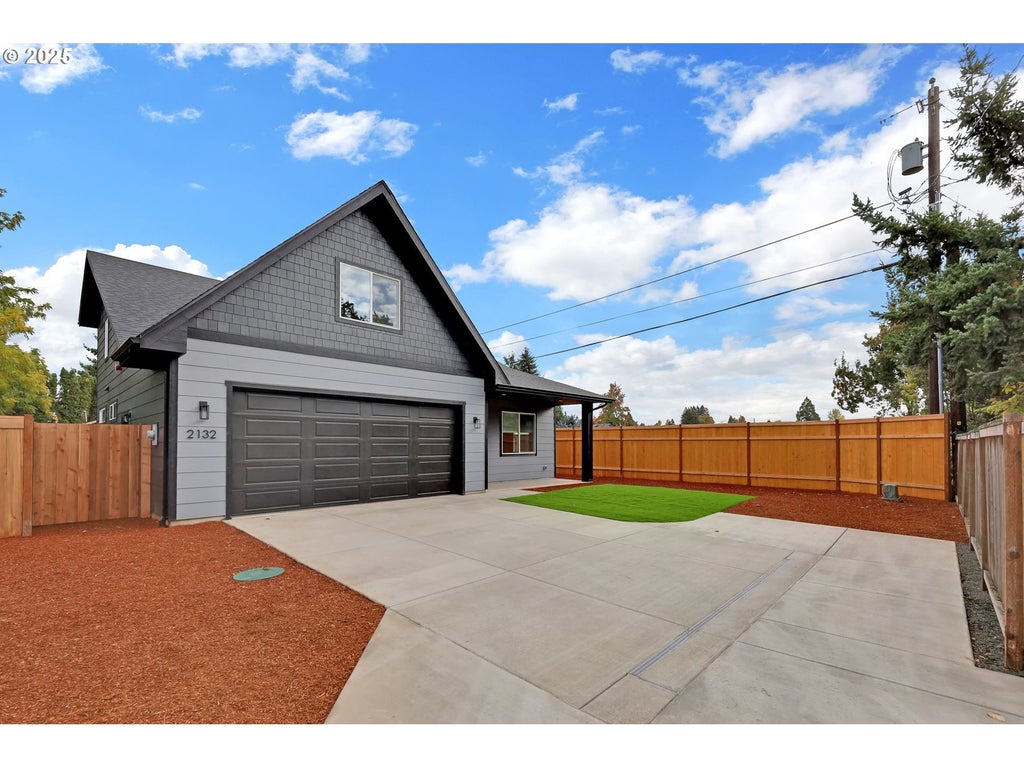 2132 Willona Dr, Eugene