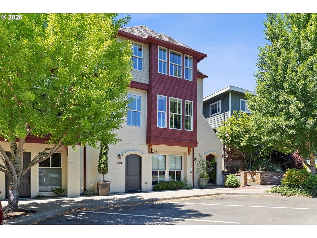 580 2nd St, Lake Oswego
