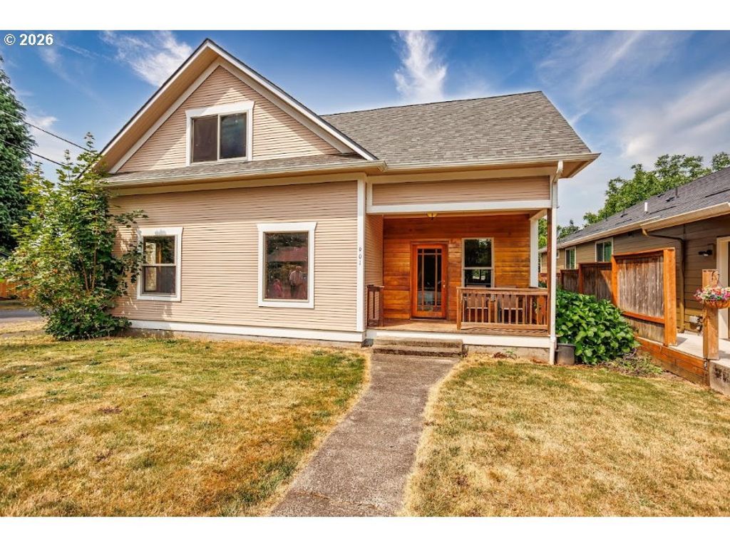 901 N Main Ave, Ridgefield