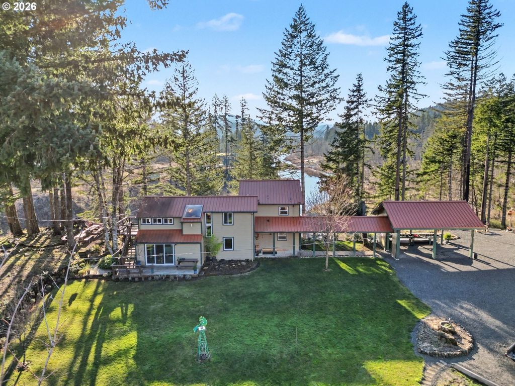 32365 N Fork Rd, Lyons